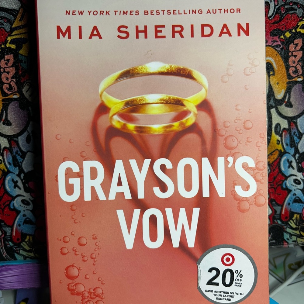 Grayson's Vow by Mia Sheridan pre-owned paperback